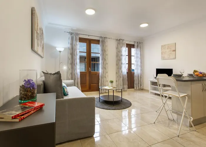 Rolycar 204 Icod De Los Vinos