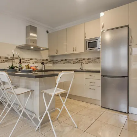 Rolycar 204 * Icod De Los Vinos